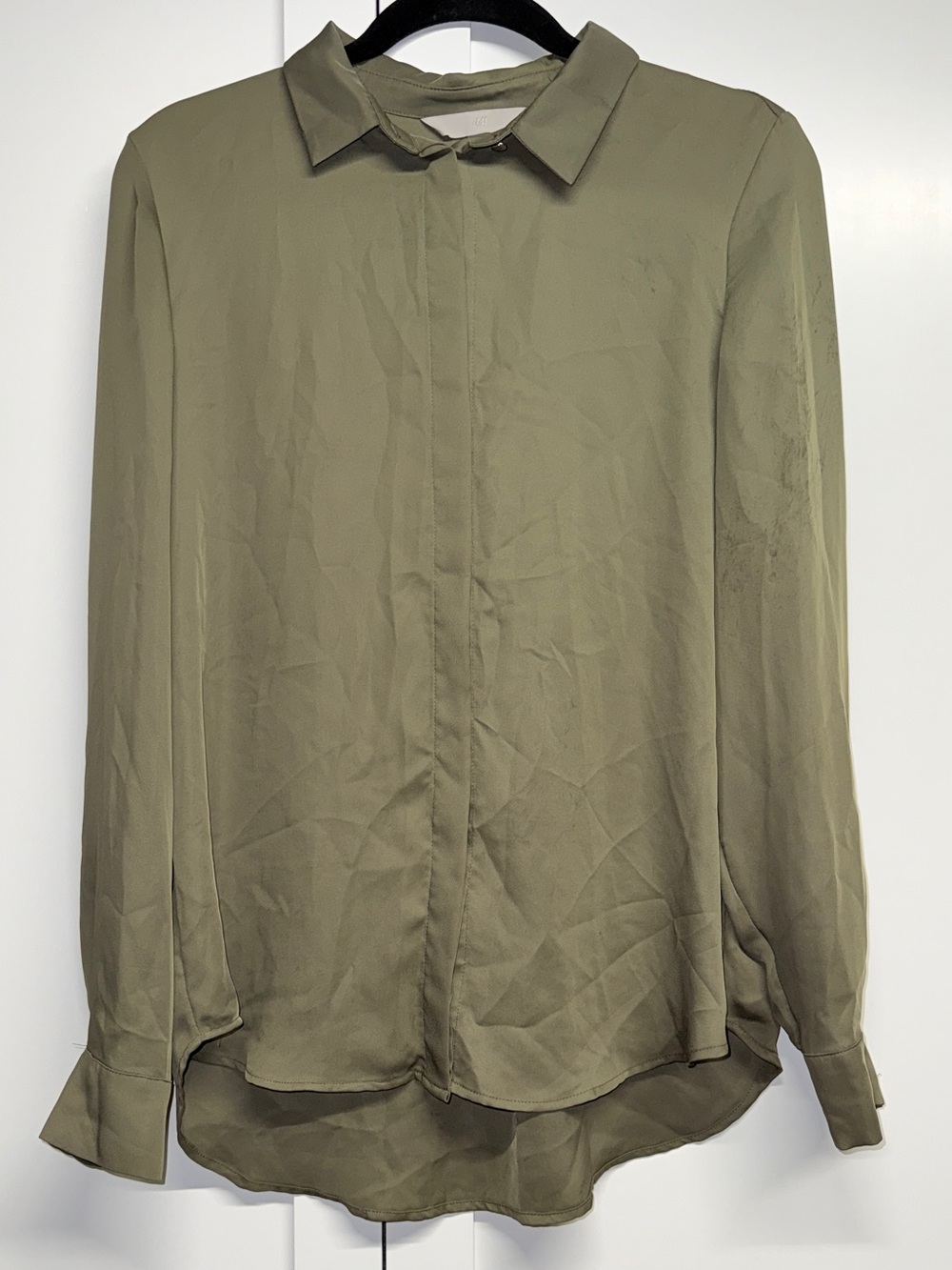 H&M Olive Green Long-Sleeve Button-Down Shirt